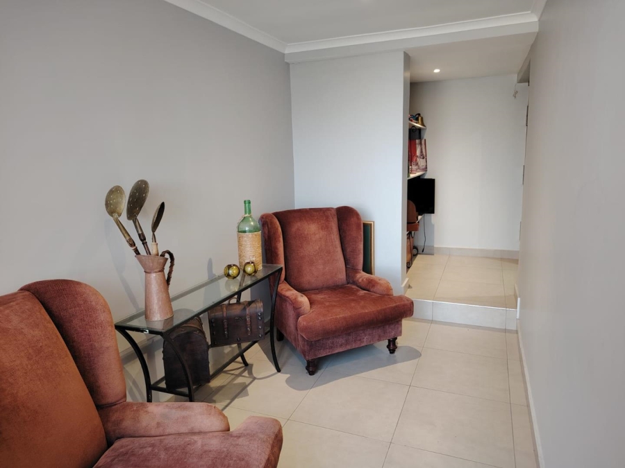 To Let 3 Bedroom Property for Rent in Chrismar Western Cape